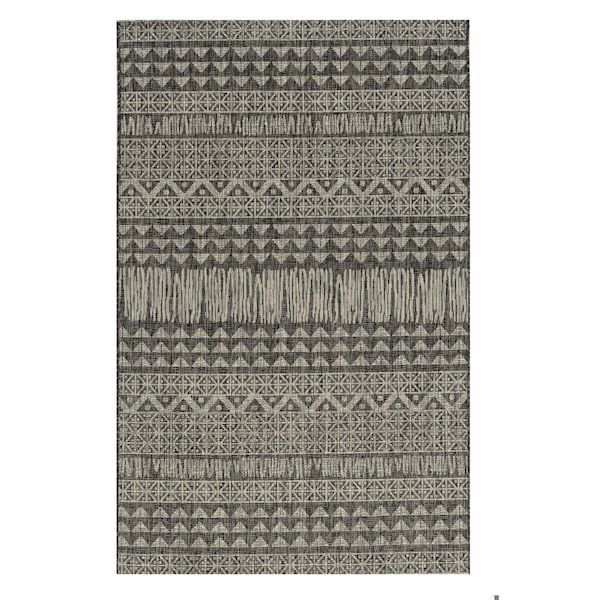 Homeroots 47 x 31 in. Charcoal Polypropylene Rug 375218 - main